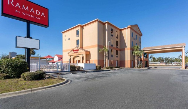 Ramada by Wyndham Panama City