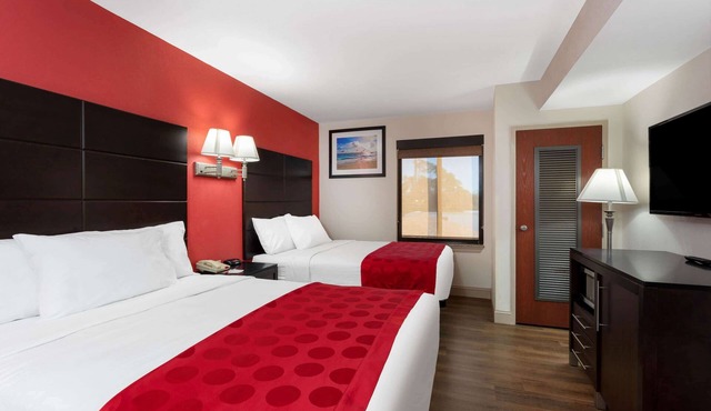 Ramada by Wyndham Panama City