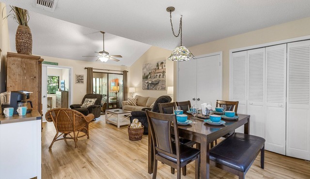 Relaxing Beach Villa | Walk to Ocean + 3 Pools, Tennis & Trails