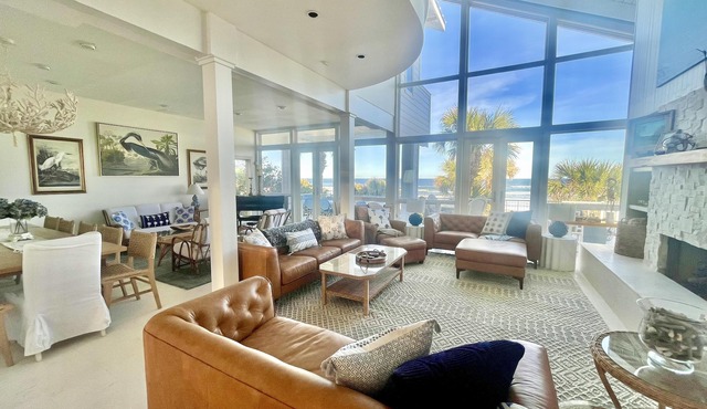 Renovated, Direct Oceanfront 6BR/6BA private pool home sleeps 16