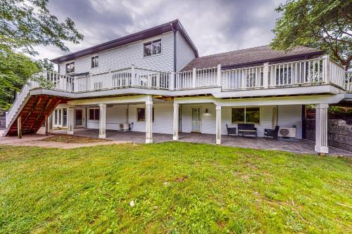 River Access! Couples Retreat on Working Homestead