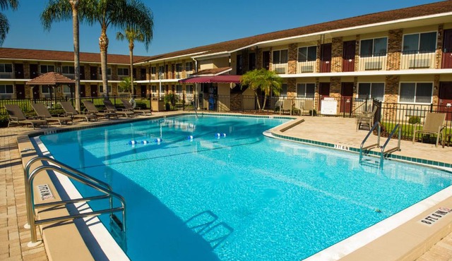 Roadstar Hotel Zephyrhills