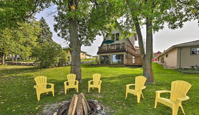Rock River Waterfront Cabin: Dock & Game Room!
