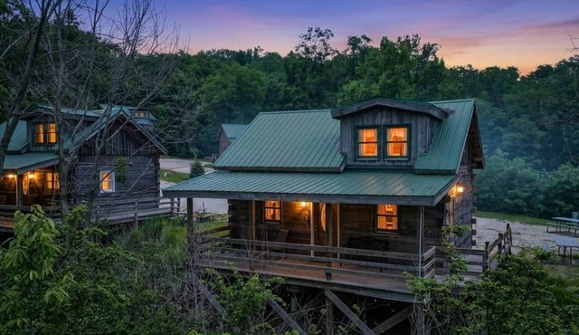 Rustic River Cabin 6