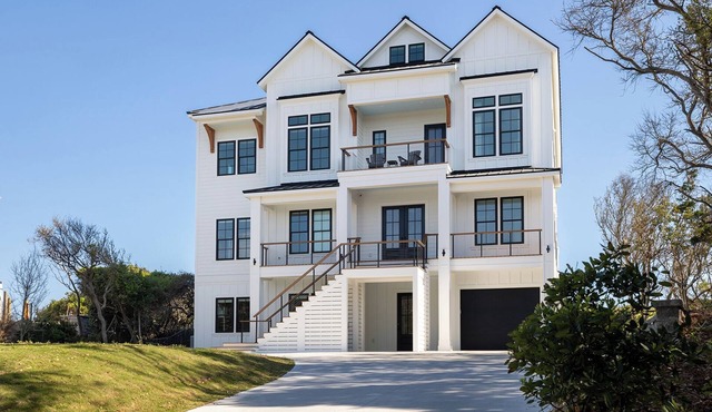 Salt & Light, Oceanfront House in Indian Beach, NC!