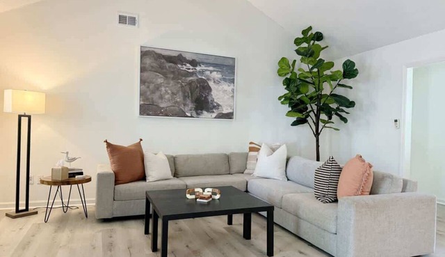 Savannah Home, 15 Min to Tybee, Dog Friendly