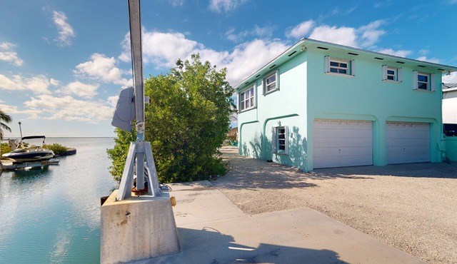 Sea La Vie - Your Oceanfront Escape - 3BD/3Bath - Cudjoe Key