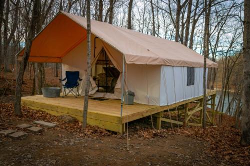 Secluded Luxury Camping Tent on Otter Lake near Girard, Illinois