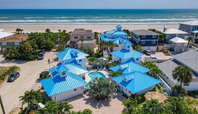 Seconds from the ocean, one bedroom villa #1