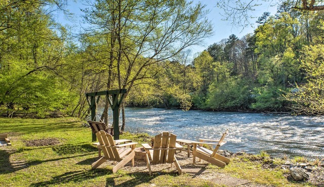 Serene Riverfront Escape in Ellijay, Georgia!