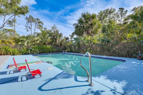 Serene West Palm Beach Gem: Outdoor Entertainment!