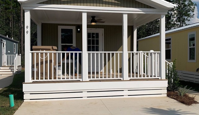 Short drive to the beautiful 30-A beaches! Cozy Riverwalk Landing Cottage 3-C