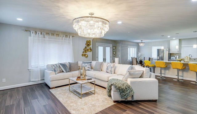 Silver Springs Home: Walk to Downtown! in Silver Spring