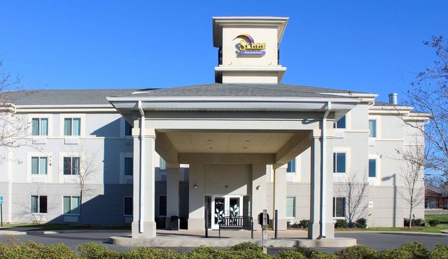 Sleep Inn & Suites Evergreen I-65