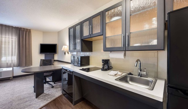 Sonesta Simply Suites Birmingham Hoover