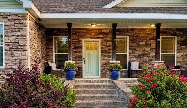 Southern Sisters Retreat - The Arnita: Hot Tub & Sauna Near MSU Starkville
