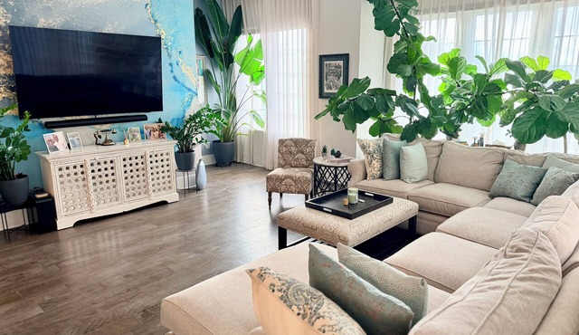 Spacious 2 BR Urban Oasis at Castleberry Station in downtown Atlanta