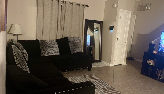 Spacious 3 BR Townhome in the Center of Everything