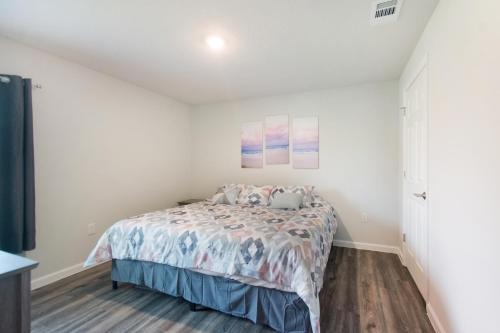 Spacious 4BR Palm Coast Home Near Beach & Golf
