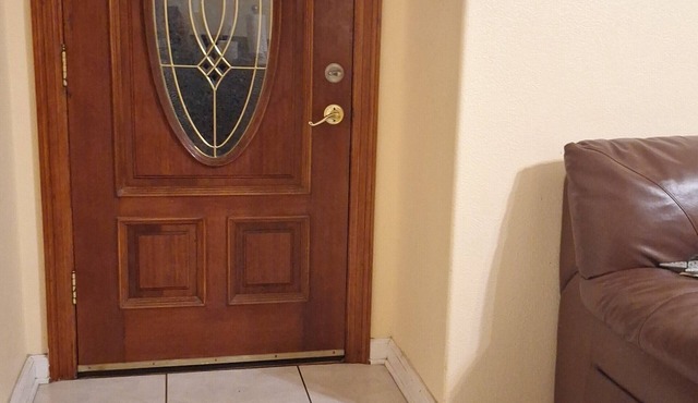 Spacious 5-bedroom house with WiFi and AC in delightful New Orleans