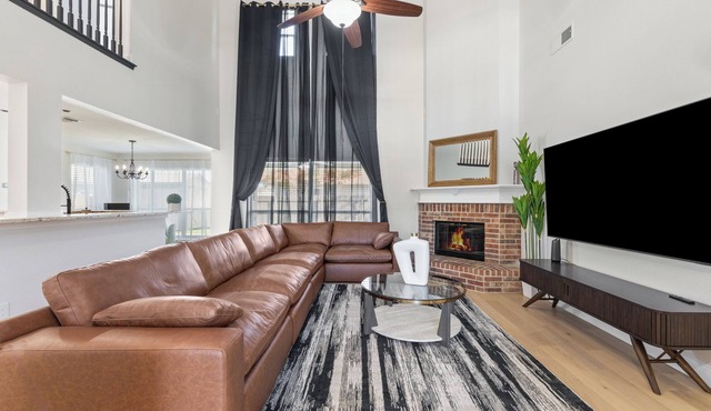 Spacious 5-bedroom villa in welcoming Burleson with WiFi, AC