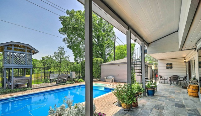 Spacious Houston Home, Day Trip to Galveston!