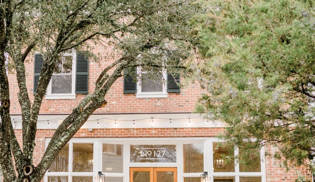 Spacious Loft on Middle Lane in Historic Downtown Beaufort