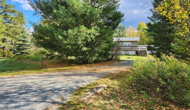 Spacious & Quiet 3-bedroom/2 bath country home in Merrill WI