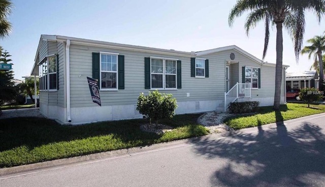 Spacious Retreat with Tons of Activities! - Over 55 Only