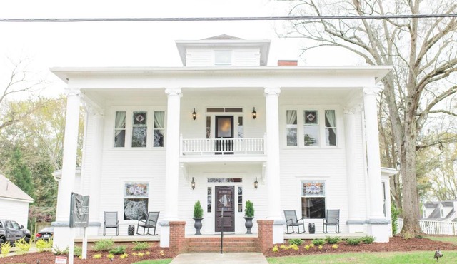 Sparrow Grove Manor