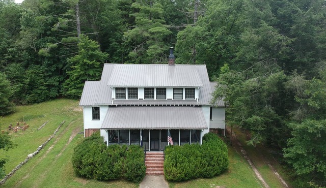 Special family home, located in the heart of Cedar Mountain, NC near Dupont SF