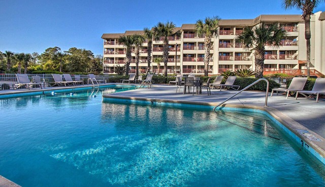 Steps to Beach: Family-Friendly HHI Condo w/Pool