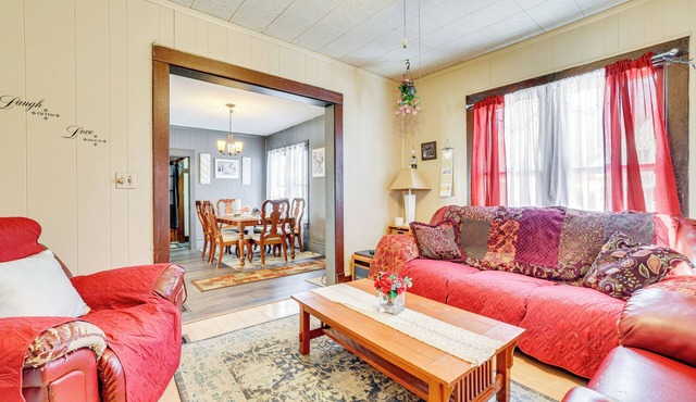 Steps to Root River: Home w/Large Yard!