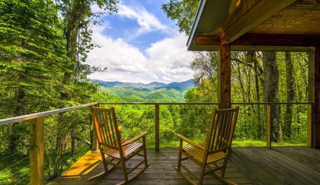 Stunning Views | 5 Min to Blue Ridge Parkway