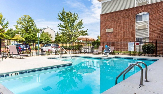 Suburban Studios Kennesaw-Marietta North