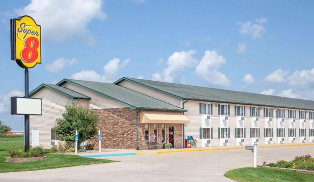 Super 8 by Wyndham Mt Pleasant