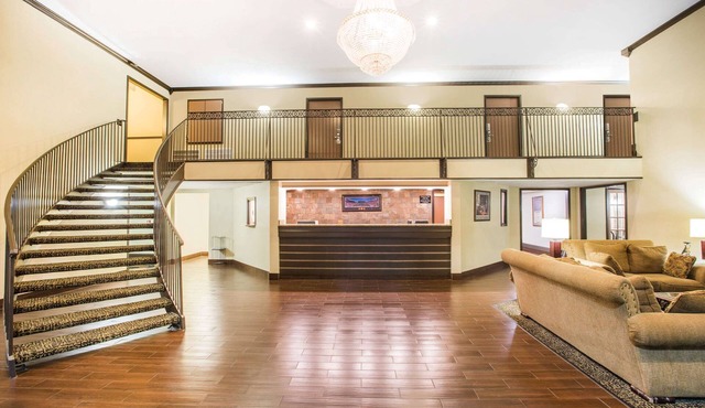 Super 8 by Wyndham Oxford MS University Area