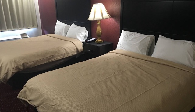 Super 9 Motel