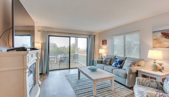 Swim & Relax: St Helena Island Gem w/Deck!