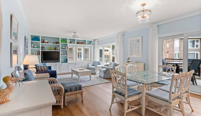 Tee Time: 3 Bdrm Oceanview on the 3rd Flr