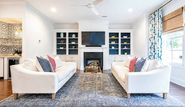 The Aimee, 4BR Luxe by Velvet Ditch Villas