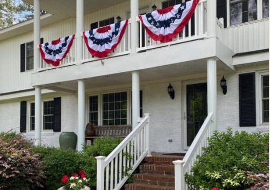 The Birdnest Inn