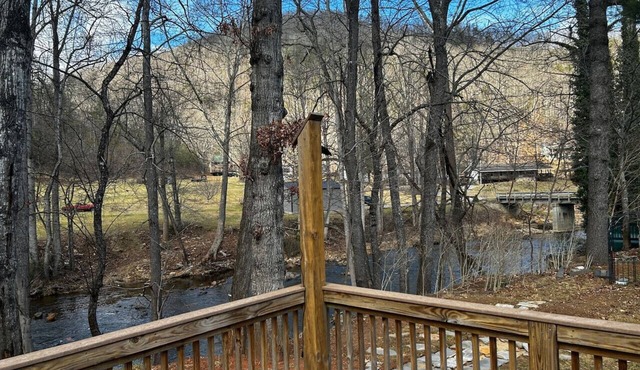 The Boundary River House