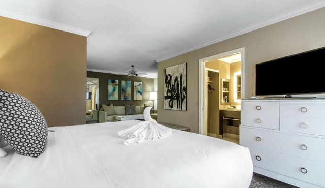 The Burgundy Hotel, Tapestry Collection by Hilton