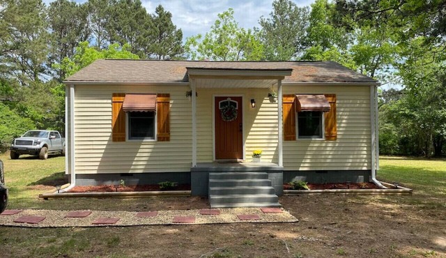 The Cottage at Refuge Ranch - Country Paradise!