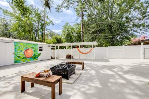 The Peach Family Friendly Oasis
