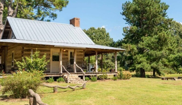 The Pines Cabin at Green Frog Farm
