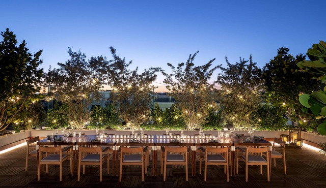 The Ray Hotel Delray Beach, Curio Collection by Hilton