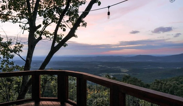 The Sassafras Treehouse