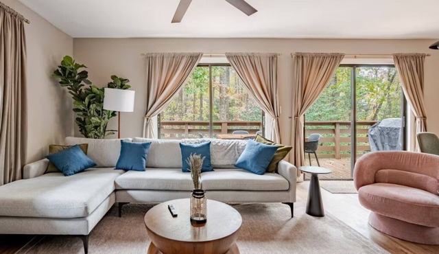 Three Trees Retreat at the Coosawattee River Resort